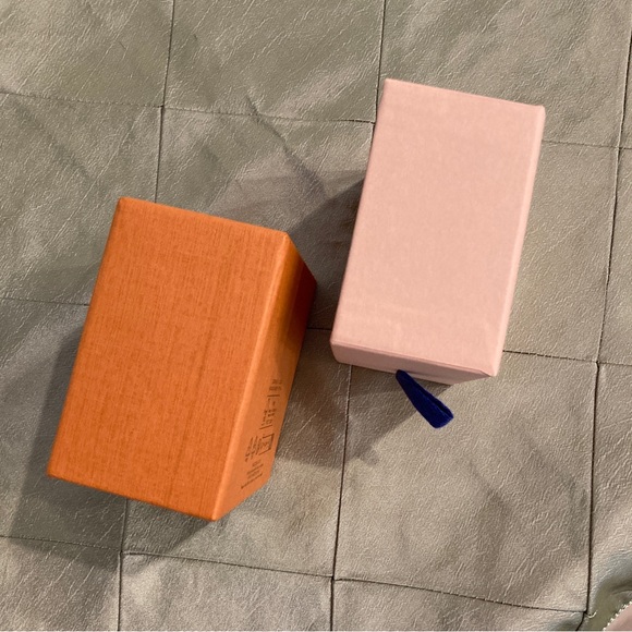 🎁 Authentic LOUIS VUITTON empty, small gift box. - Picture 5 of 5